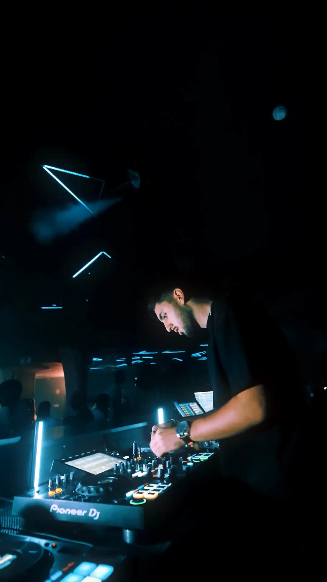 DJ na Gangbangers